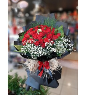 41 Güllü Özel Paket Buket